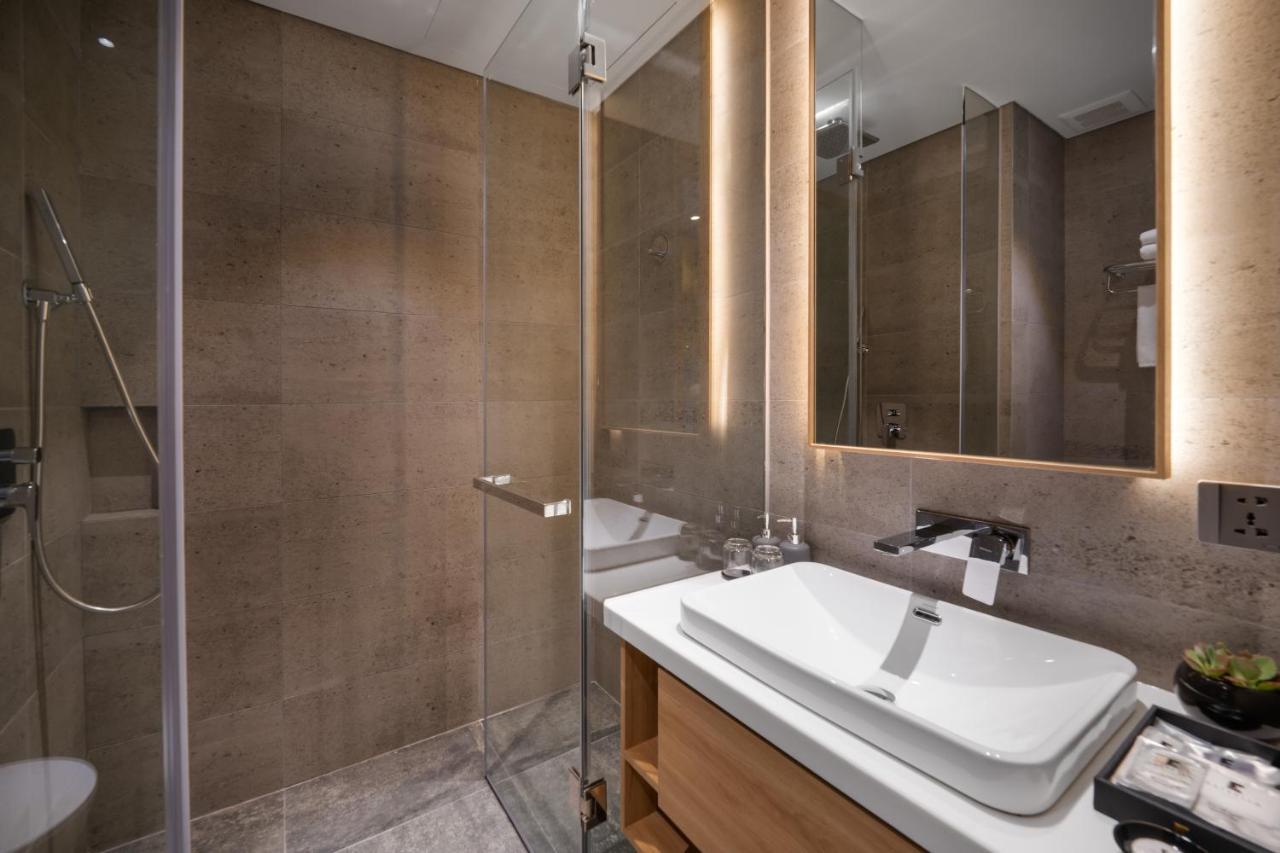 Estrella Boutique Hotel Дананг Екстериор снимка